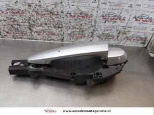 O171575 Gebruikte deurgreep 4deurs links-achter BMW 3-Serie