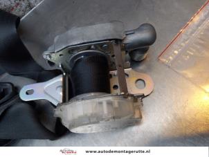 O171635 Gebruikte veiligheidsgordel rechts-voor Toyota Aygo