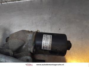 O171697 Gebruikte ruitenwismotor+mechaniek Mercedes Vito