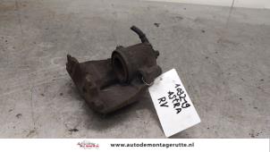 O171750 Gebruikte remklauw (tang) rechts-voor Opel Astra