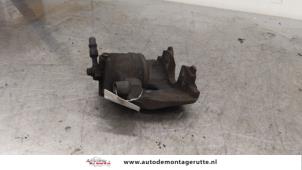 O171751 Gebruikte remklauw (tang) links-voor Opel Astra