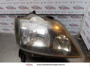 O171806 Gebruikte rechter koplamp Renault Modus
