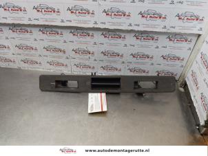 O171841 Gebruikte handgreep achterklep Volvo XC90