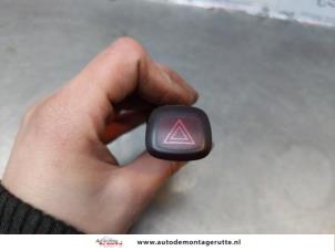 O171852 Gebruikte paniekverlichtings schakelaar Volvo XC90