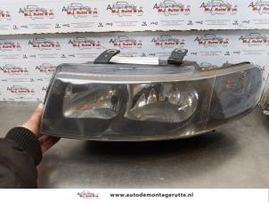 O171882 Gebruikte linker koplamp Seat Leon
