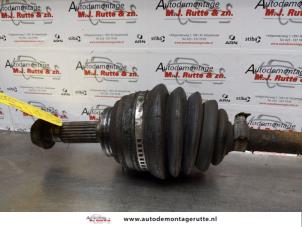 O171936 Gebruikte homokineetas links-voor Toyota Starlet