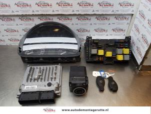 O171961 Gebruikte kontaktslot + computer Mercedes Vito