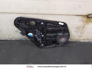O172068 Gebruikte ruitmechaniek 4deurs links-achter Hyundai I40