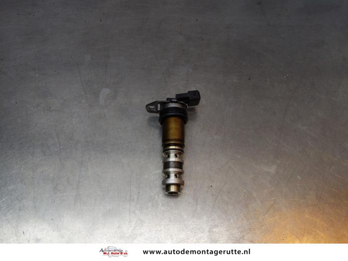 Gebruikte Nokkenas Verstelling BMW 3-Serie O172120