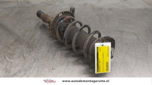 O172139 Gebruikte veerpoot links-voor Skoda Fabia
