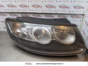 O172177 Gebruikte rechter koplamp Hyundai Santafe