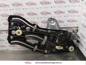 O172221 Gebruikte ruitmechaniek 2deurs links-achter Peugeot 207