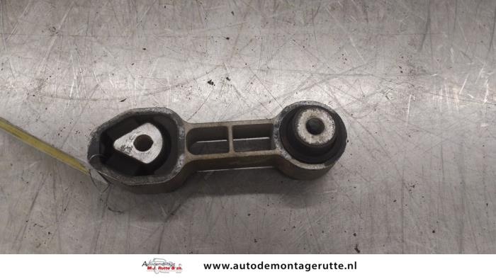 Gebruikte Versnellingsbak Steun Fiat 500 O172232