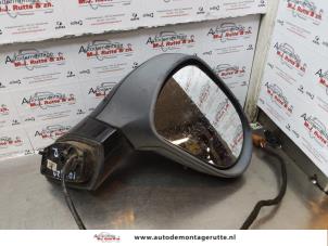 O172244 Gebruikte spiegel buiten rechts Peugeot 207