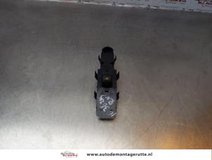 O172250 Gebruikte schakelaar elektrisch raam Peugeot 207