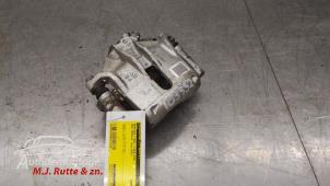 O172275 Gebruikte remklauw (tang) links-voor Opel Rocks-E