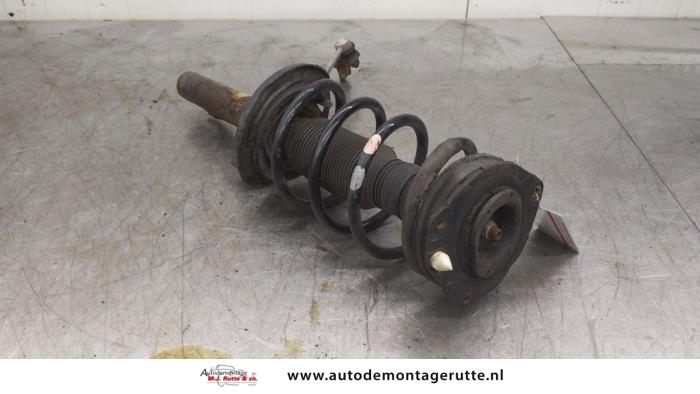 Gebruikte Voorpoot links Renault Megane Scenic O172324