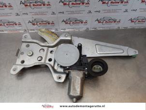 O172529 Gebruikte raammechaniek 4deurs rechts-achter Daihatsu Trevis