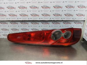 O172534 Gebruikte achterlicht links Ford Fiesta