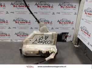 O172543 Gebruikte portierslot mechaniek 4deurs rechts-voor Citroen C3