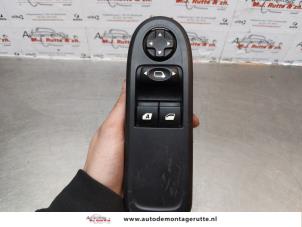 O172557 Gebruikte combischakelaar ramen Citroen C3
