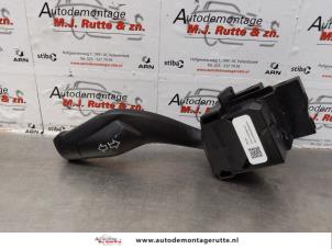 O172593 Gebruikte schakelaar richtingaanwijzer Ford Focus