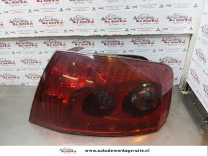 O172614 Gebruikte achterlicht rechts Peugeot 407