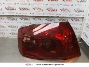 O172615 Gebruikte achterlicht links Peugeot 407