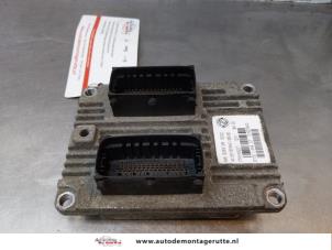 O172656 Gebruikte computer inspuit Fiat 500
