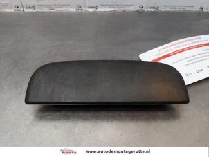O172679 Gebruikte deurgreep 4deurs links-voor Opel Agila