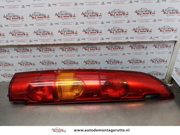 Gebruikte Achterlicht links Renault Kangoo O172681