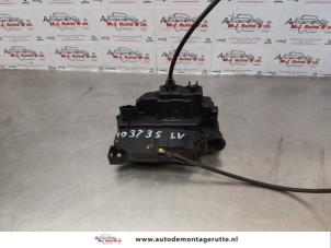 O172806 Gebruikte deurslot mechaniek 4deurs links-voor Renault Grand Scenic