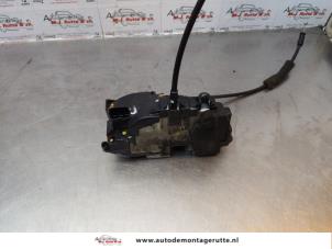O172814 Gebruikte portierslot mechaniek 4deurs rechts-voor Renault Grand Scenic