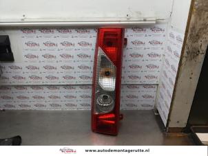 O172716 Gebruikte achterlicht links Citroen Jumpy