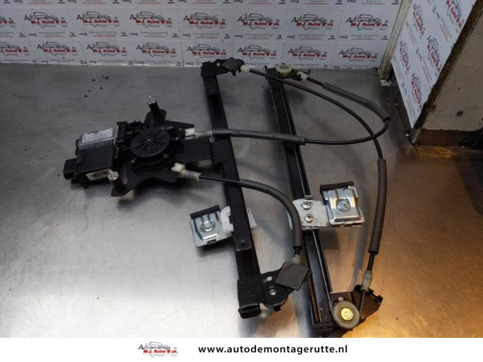 Gebruikte Ruitmechaniek 2Deurs rechts-voor Seat Arosa O172968