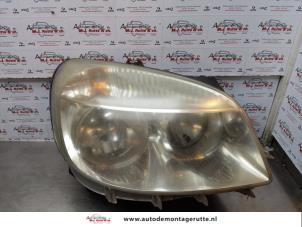 O172995 Gebruikte rechter koplamp Fiat Doblo