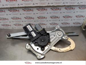 O173015 Gebruikte raammechaniek 4deurs links-voor Renault Megane