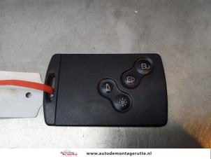O173021 Gebruikte sleutelkaart Renault Grand Scenic
