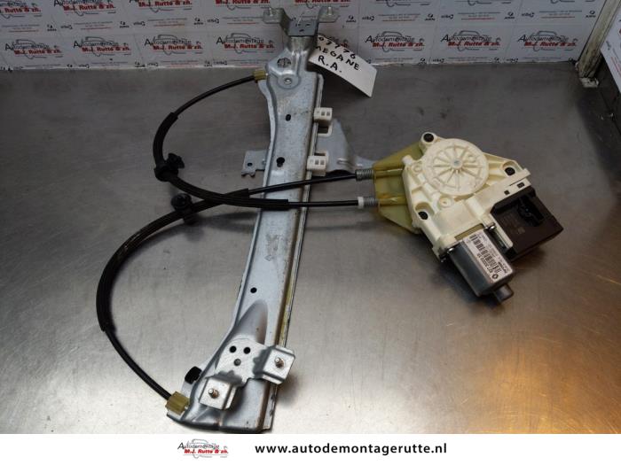 Gebruikte Ruitmechaniek 4Deurs rechts-achter Renault Megane O173026