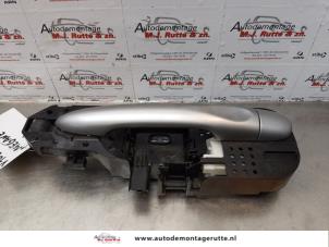 O173008 Gebruikte deurgreep 4deurs links-achter Renault Megane