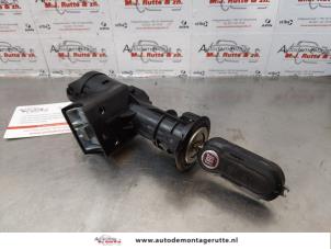 O173096 Gebruikte kontaktslot+sleutel Fiat 500