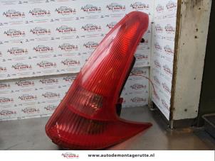 O173107 Gebruikte achterlicht rechts Peugeot 206