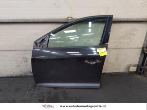 O173143 Gebruikte portier 4deurs links-voor Renault Megane
