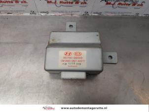 O173233 Gebruikte module pdc Hyundai Santafe