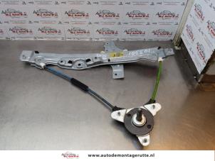 O173260 Gebruikte ruitmechaniek 4deurs rechts-achter Peugeot 208
