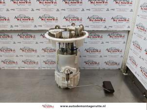 O173270 Gebruikte brandstofpomp elektrisch Peugeot 208
