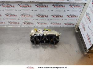 O173320 Gebruikte chaufage bedieningspaneel Volkswagen Beetle