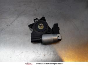 O173393 Gebruikte motor electrisch raam Mazda 5.