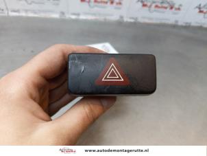 O173448 Gebruikte alarmlicht schakelaar Nissan Pixo