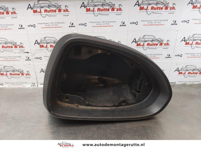 Gebruikte Spiegelkap rechts Opel Corsa O173481
